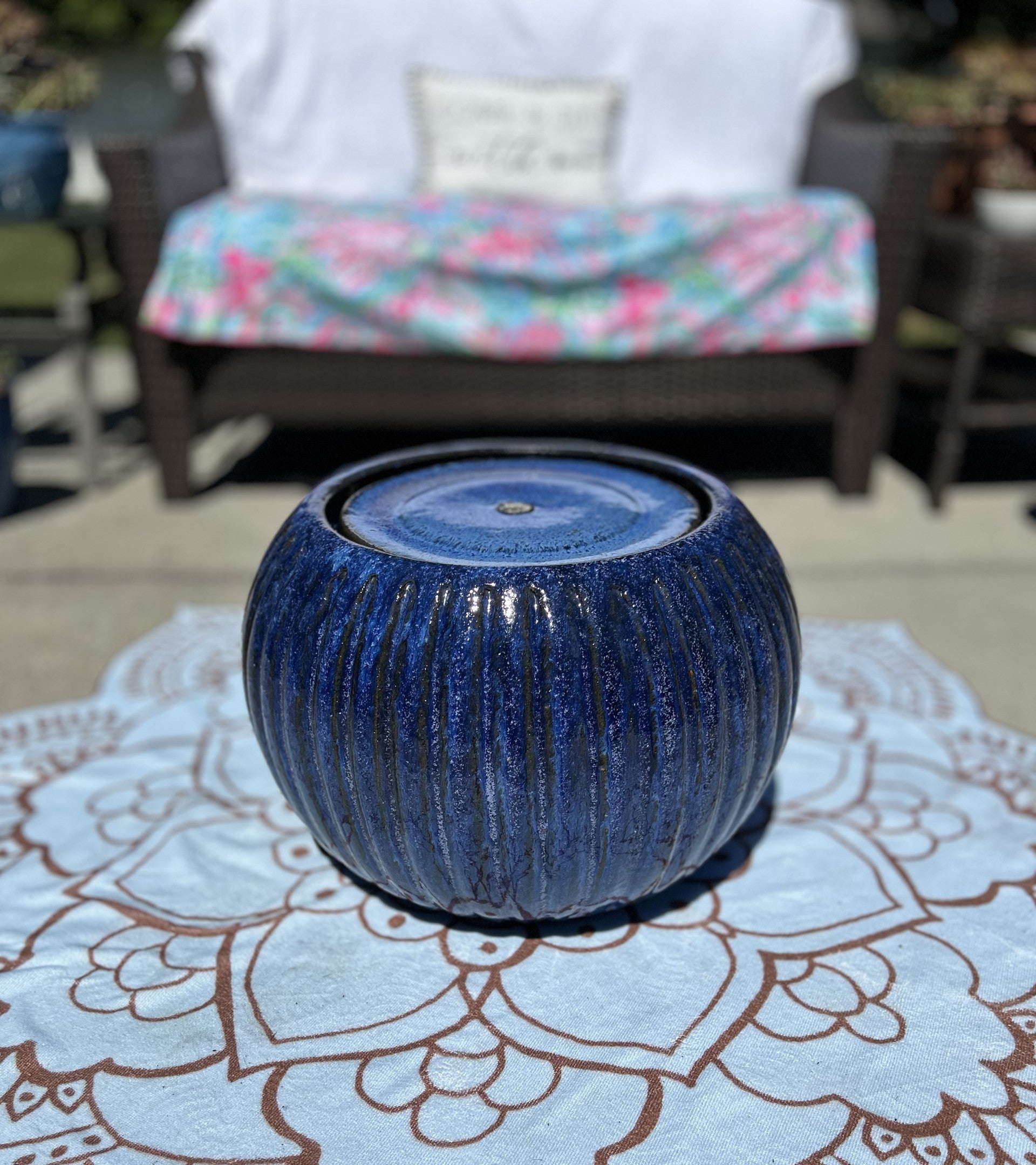 Stripe Ball Fountain with LED Light - Blue